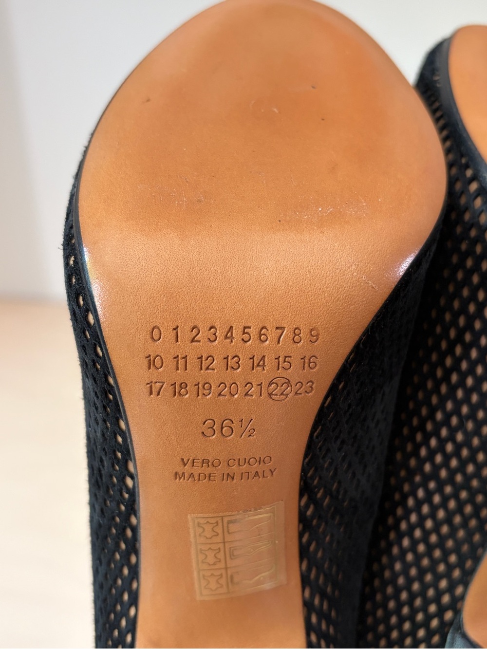 Maison Martin Margiela Fishnet Trompe L’Oeil Round-Toe Suede Pump 36.5 - Picture 14 of 14